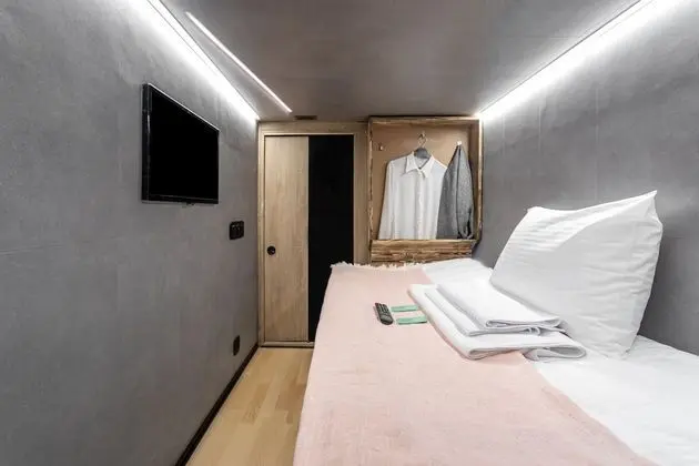 Basic Tek Kişilik Oda, Ortak Banyo