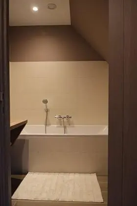Tek Büyük Yataklı Oda (Vijfde Seizoen)