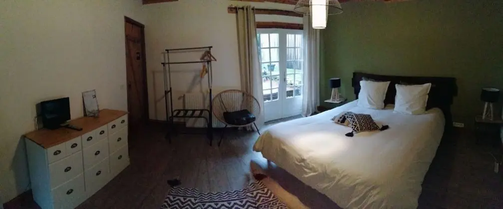 Tek Büyük Yataklı Oda (4)