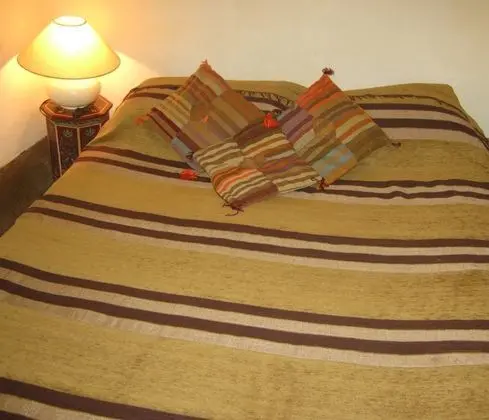 Büyük Yataklı Tek Kişilik Oda