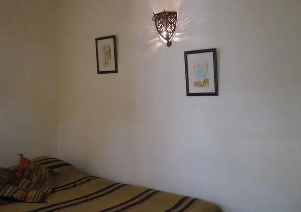 Büyük Yataklı Tek Kişilik Oda