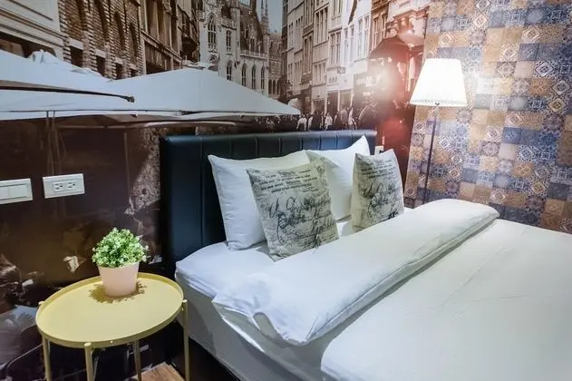 Tek Büyük Yataklı Oda