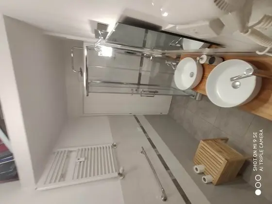 Family Oda, Özel Banyo (External)