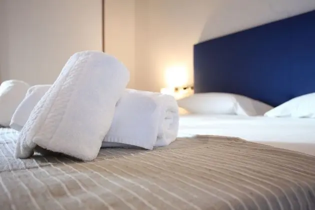 Deluxe Tek Büyük veya İki Ayrı Yataklı Oda