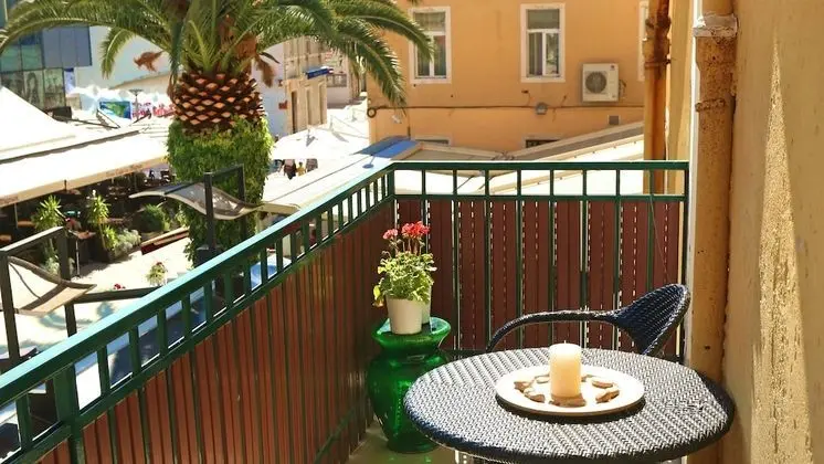 Apart Daire, 2 Yatak Odası, Şömine