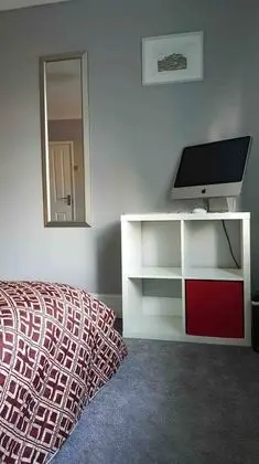 Tek Büyük Yataklı Oda (2)