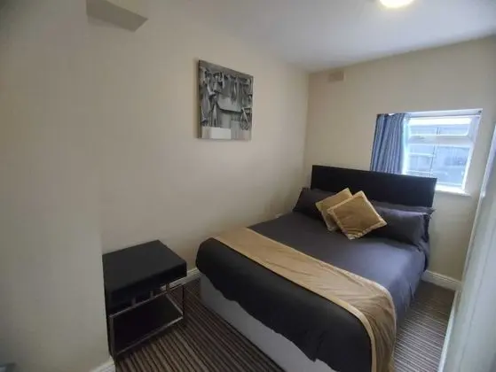 Deluxe Tek Büyük Yataklı Oda (Room 1)