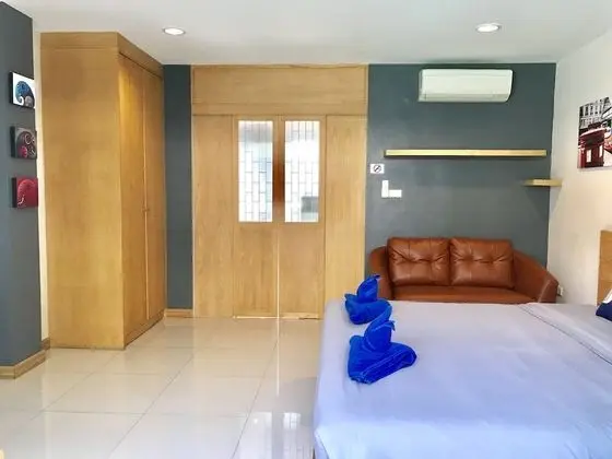 Deluxe Tek Büyük Yataklı Oda
