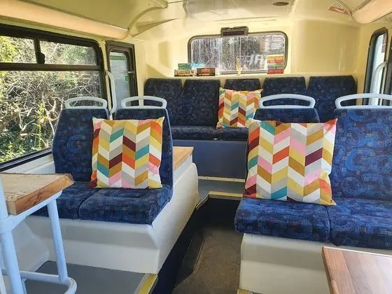 Family Kulübe, Özel Banyo (Double Decker Bus)