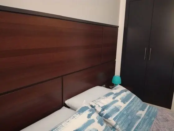 Tek Büyük veya İki Ayrı Yataklı Oda, Küçük Mutfak