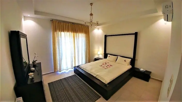 Apart Daire, 3 Yatak Odası (Double Key by HR 1)