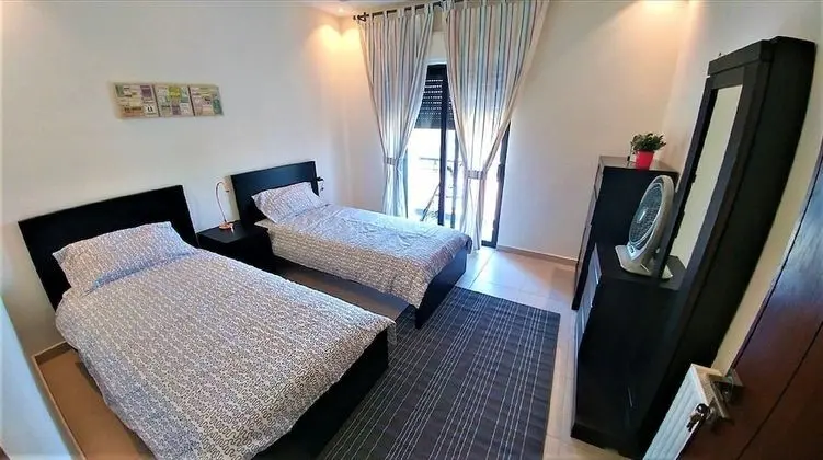 Apart Daire, 3 Yatak Odası (Double Key by HR 1)
