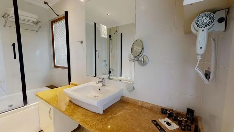 Junior Suite Custom Oda