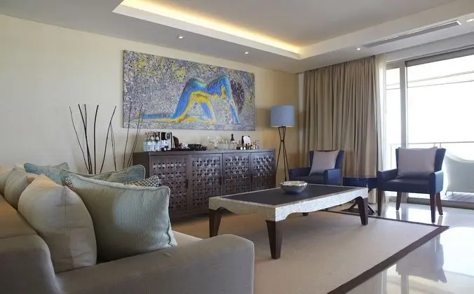 66 Penthouse, Ocean View