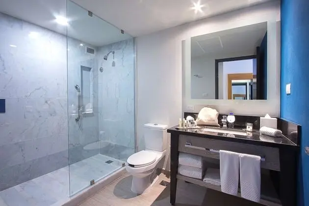 Oda, 1 En Büyük (King) Boy Yatak, Sigara İçilmez (Interior View)