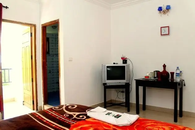 Deluxe Oda, 1 Yatak Odası, Engellilere Uygun, Kısmi Göl Manzaralı