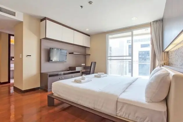 One Bedroom Apartment
