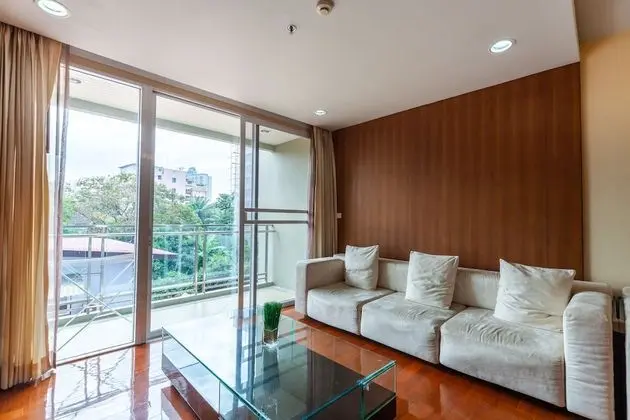 One Bedroom Apartment