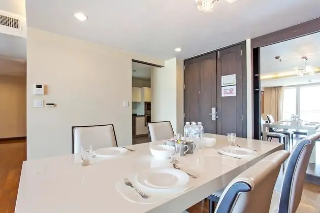 One Bedroom Apartment