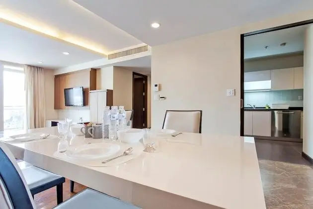 One Bedroom Apartment