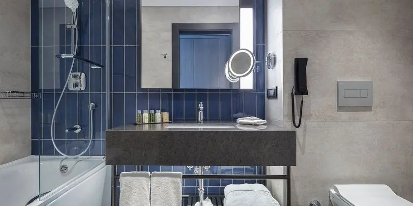 King Guest Room