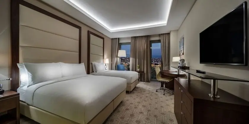 Oda, 2 Tek Kişilik Yatak, Engellilere Uygun, Sigara İçilmez