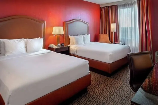 Oda, 2 Çift Kişilik Yatak, Engellilere Uygun, Küvet