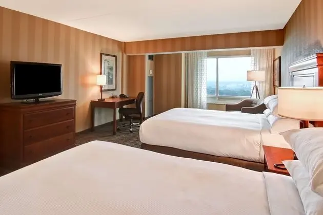 Spacious Room, 2 Queen Beds, High Floor River View