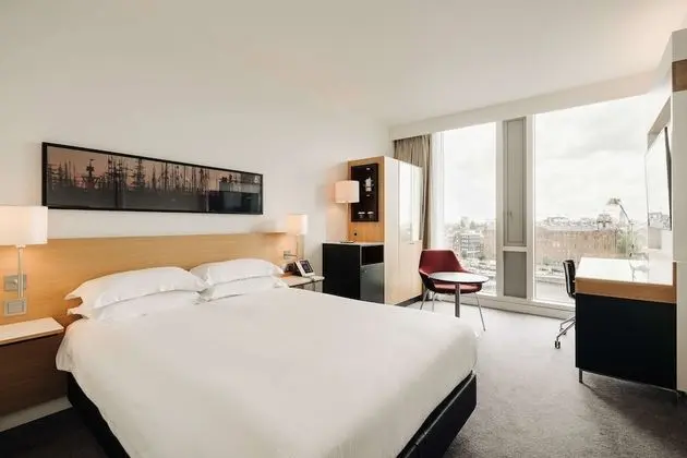 Queen Executive Room