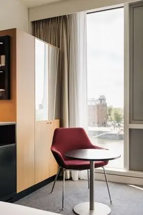Queen Executive Room