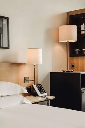 Queen Executive Room