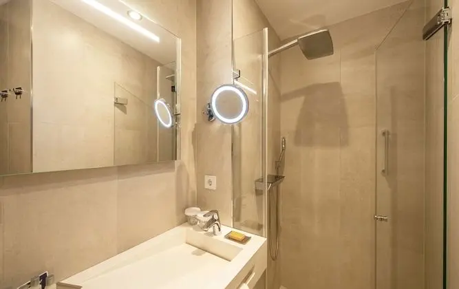 Oda, 1 Çift Kişilik Yatak, Sigara İçilmez (Water View)