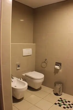 King Deluxe Corner Room with City View