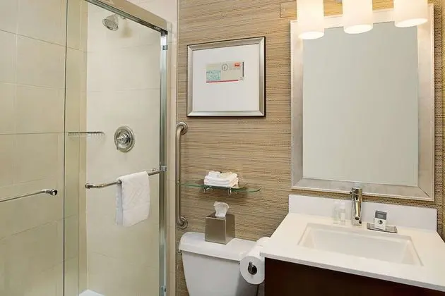 Oda, 1 En Büyük (King) Boy Yatak (Treat Yourself Amenity)