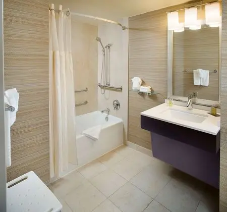 Oda, 2 Çift Kişilik Yatak (Treat Yourself Amenity)