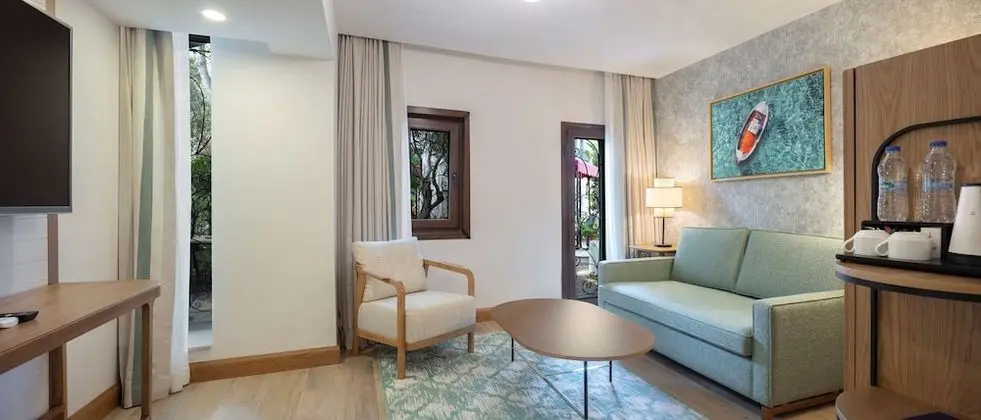 King Deluxe One Bedroom Suite