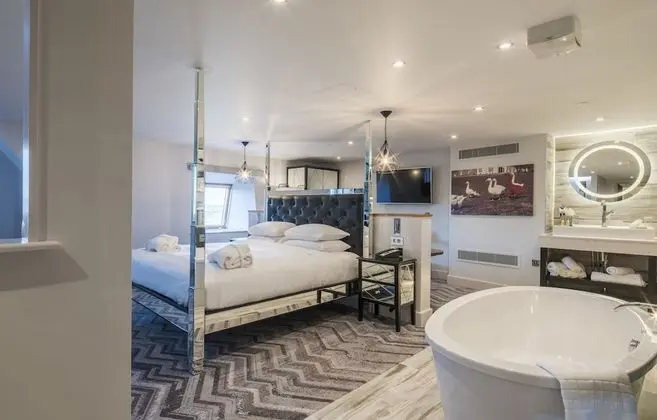 Çatı Katı (Loft), 1 En Büyük (King) Boy Yatak