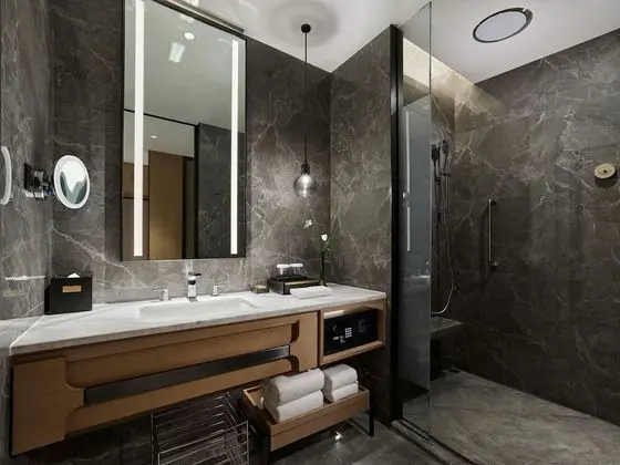Deluxe Oda, 1 En Büyük (King) Boy Yatak (High Floor)
