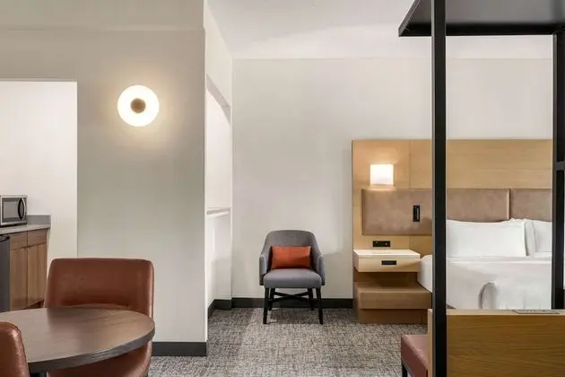 Stüdyo Süit, 1 En Büyük (King) Boy Yatak