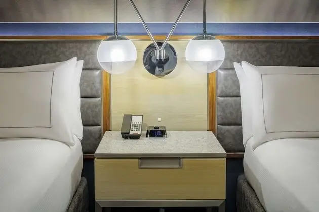 Oda, 2 Çift Kişilik Yatak, Sigara İçilmez, Balkon
