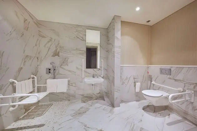 Family Oda, Bağlantılı Odalar