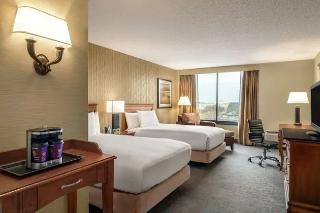 Oda, 2 Çift Kişilik Yatak, Engellilere Uygun, Sigara İçilmez