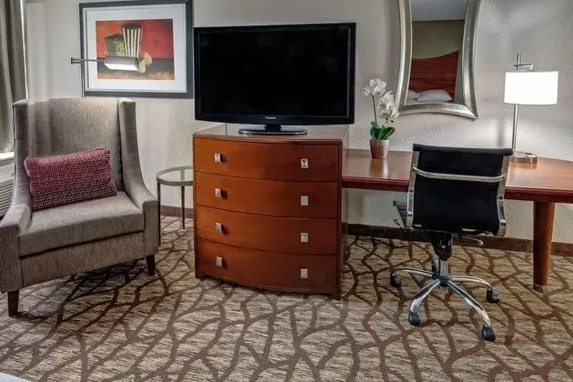 Oda, 2 Büyük (Queen) Boy Yatak, Sigara İçilmez