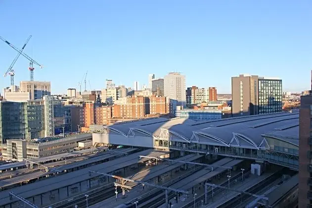 Suite, 1 King Bed, City View