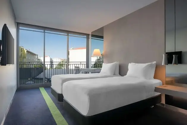 Twin Guest Room