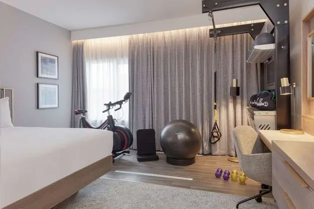 Oda, 1 Büyük (Queen) Boy Yatak (Fitness)
