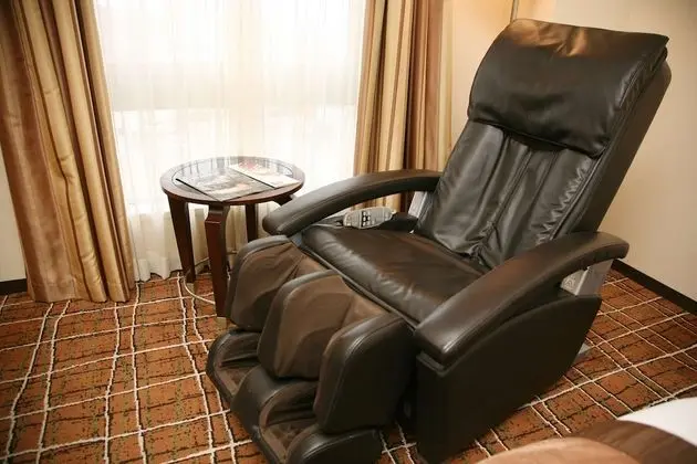 Deluxe Oda, 1 En Büyük (King) Boy Yatak