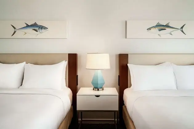 Deluxe Tek Büyük Yataklı Oda, 2 Büyük (Queen) Boy Yatak, Balkon, Okyanusa Sıfır