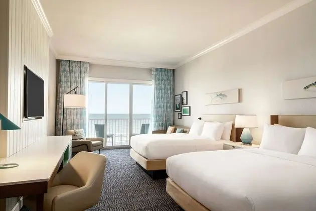 Deluxe Tek Büyük Yataklı Oda, 2 Büyük (Queen) Boy Yatak, Balkon, Okyanusa Sıfır