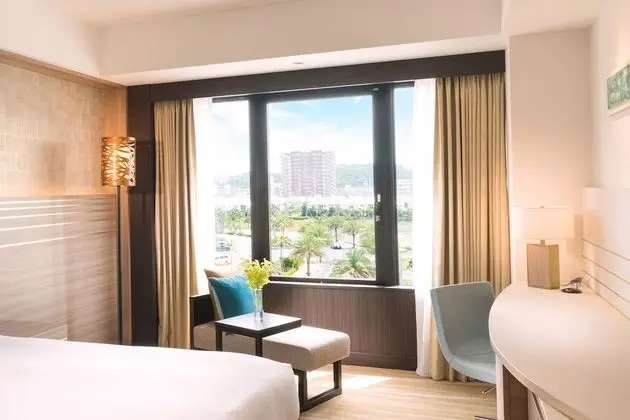 Oda, 2 Tek Kişilik Yatak, Şehir Manzaralı
